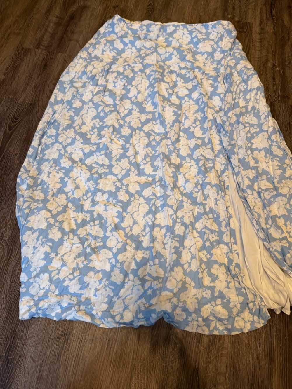 Abercrombie & Fitch Blue and White Floral Maxi Skirt